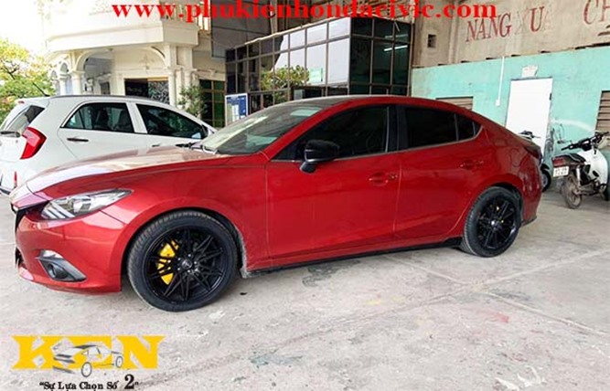 ỐP HEO APRACING DÀNH CHO MAZDA 3