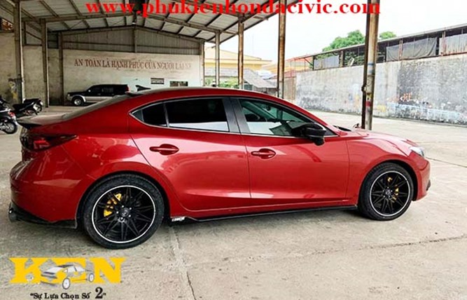 ỐP HEO APRACING DÀNH CHO MAZDA 3