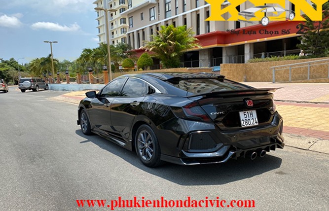 BODY KIT TYPE R CHƯA SƠN DÀNH CHO HONDA CIVIC