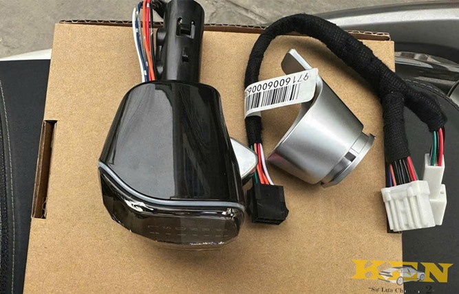 Củ cần số Pha lê có led Dành cho xe Honda Civic 2022-2024, Honda CRV và Honda Accord 2022