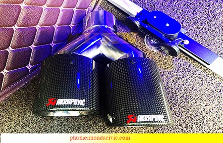 CHỤP PO KÉP AKRAPOVIC CACBON BÓNG